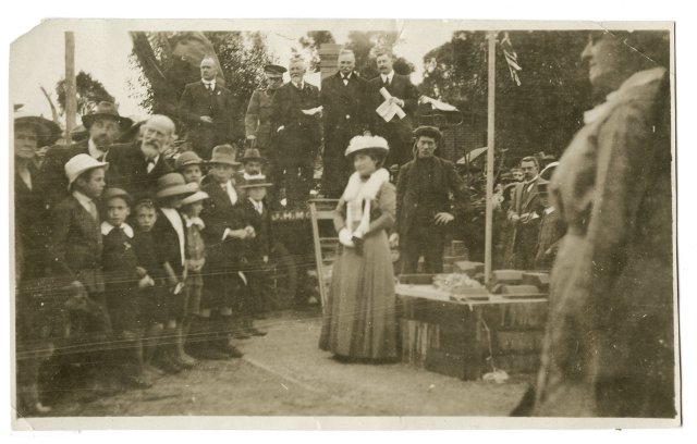Mrs Marian Cullen attending the laying of the foundation bricks for the Armadale Obelisk, 12 August 1916.